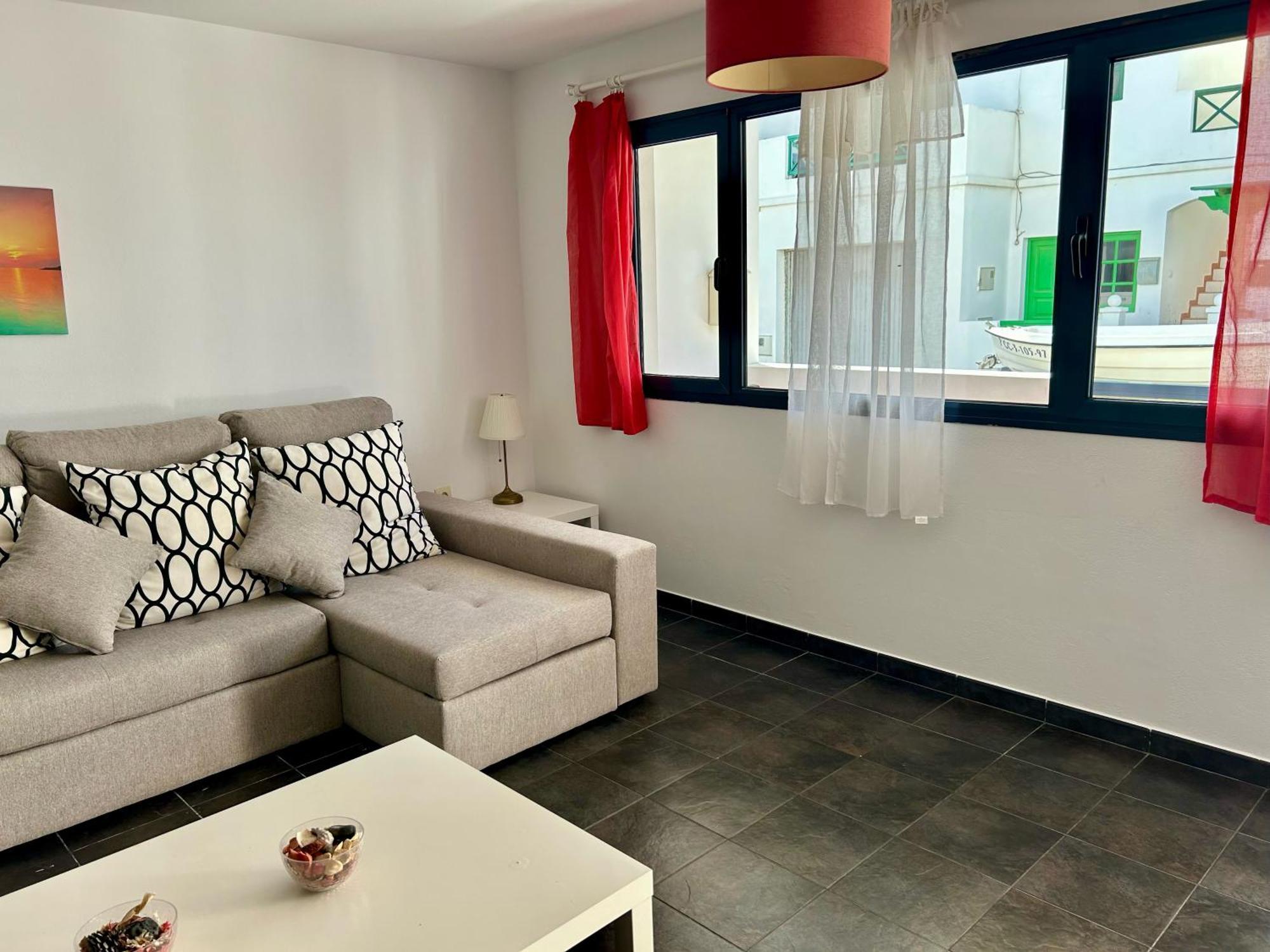 Famara Sunshine Apartment Exterior photo