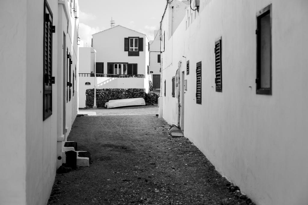 Famara Sunshine Apartment Exterior photo
